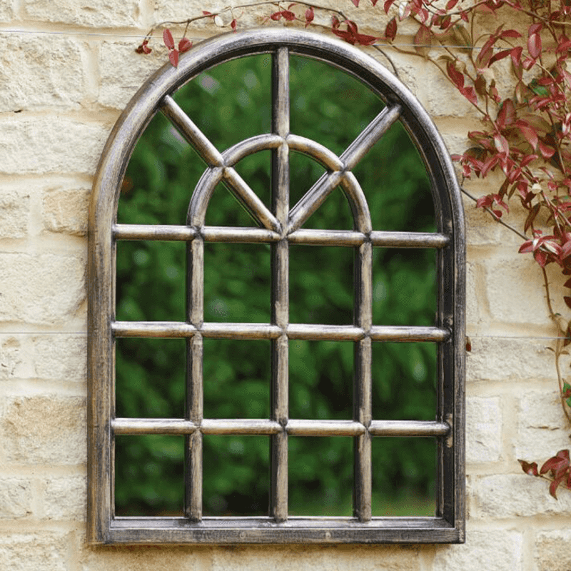 Espejo de jardín con ventana arqueada de bronce vintage